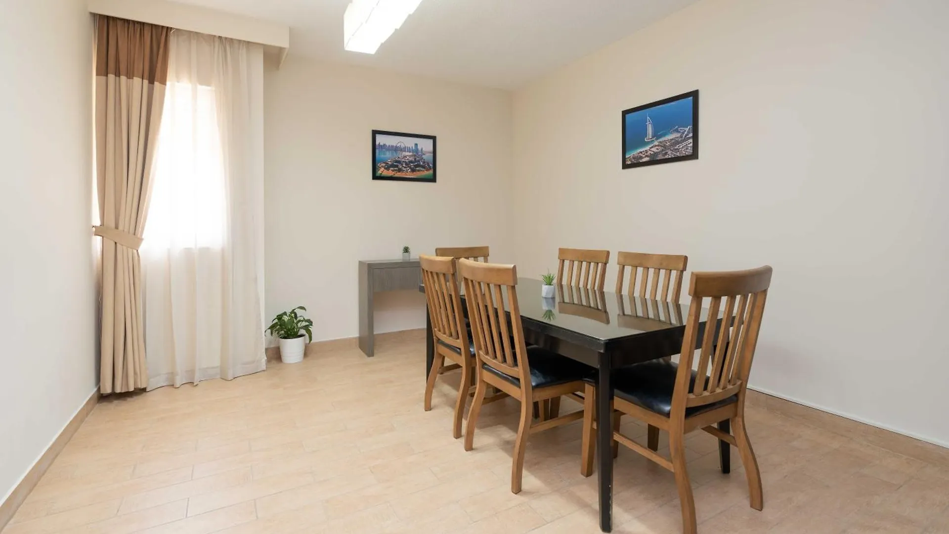 The Apartments, Dubai World Trade Centre Apartment