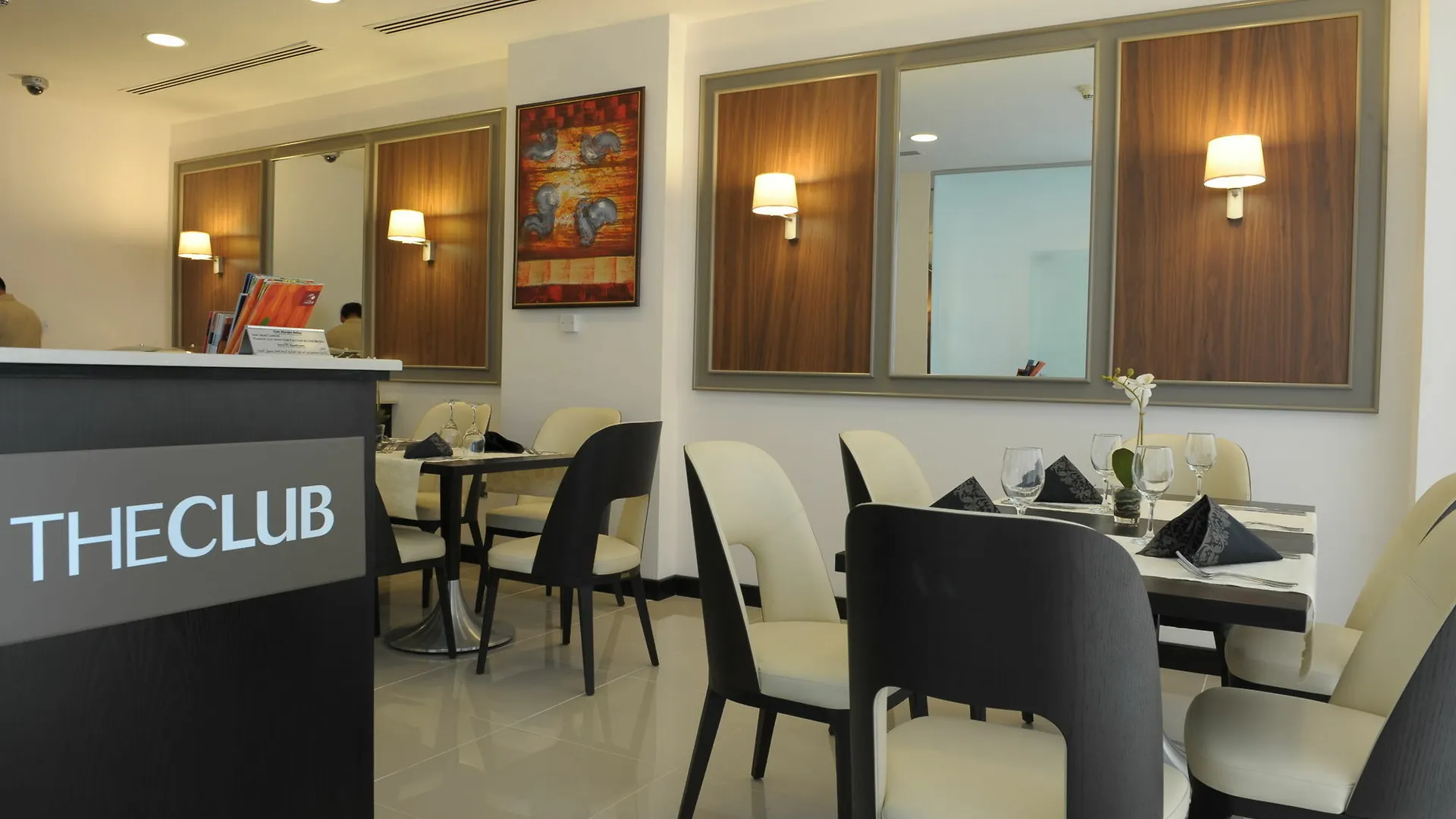 The Apartments, Dubai World Trade Centre 0*,  United Arab Emirates